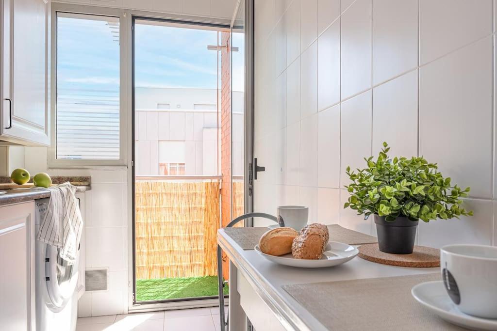 San Roman Apartment With Private Parking Σανταντέρ Εξωτερικό φωτογραφία